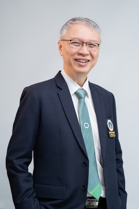 Photo of Clinical Professor Artit Ungkanont, M.D.