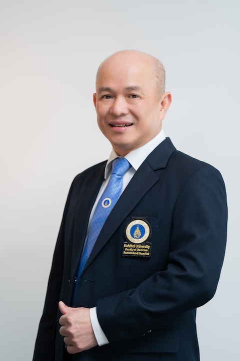 Photo of Associate Professor Sirichai Hongsaguansri, M.D.