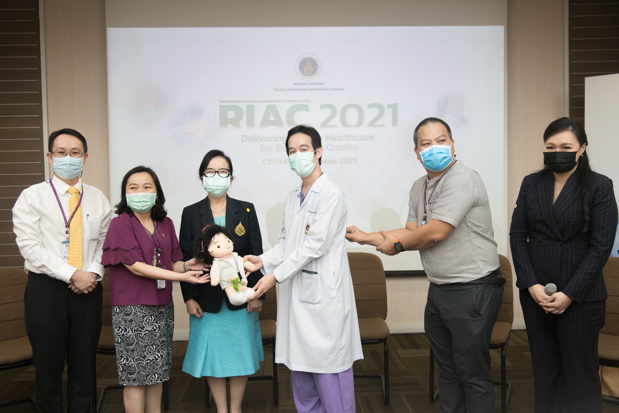 งานประชุมวิชาการ ประจำปี 2564 เรื่อง “20 ปี แพทย์รามาธิบดี รุ่น 31 เพื่อประชาชนไทย”